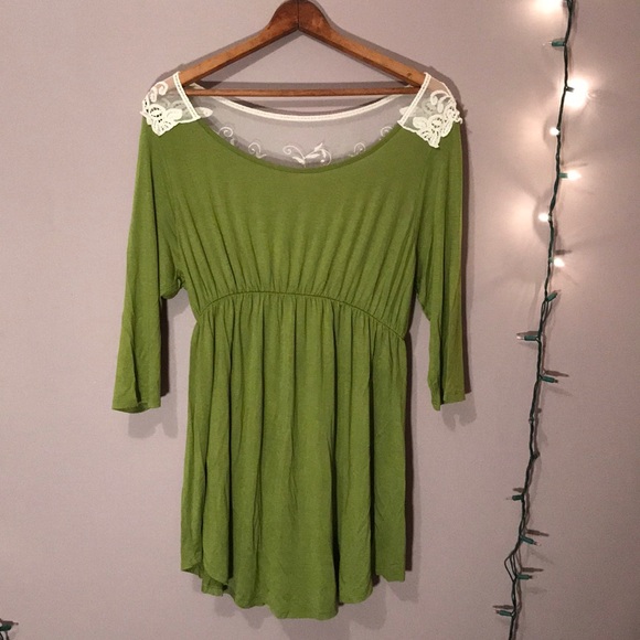 *SALE* Boho Babydoll Maternity Tunic Leaf Green 1x - Picture 2 of 6